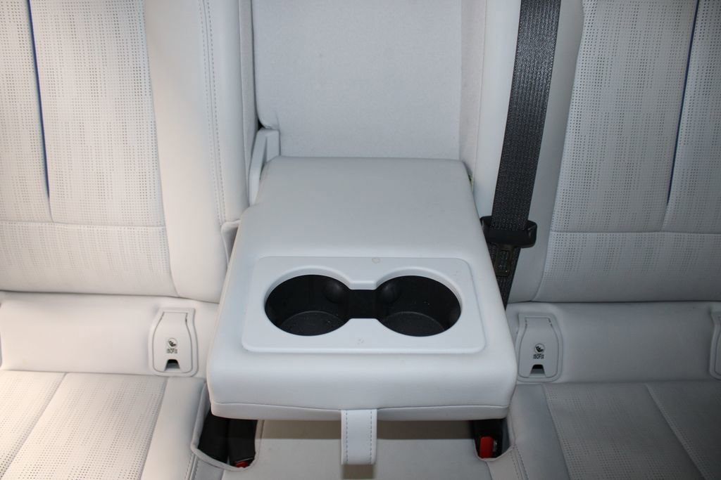 Used 2024 Cadillac Lyriq Luxury image 31