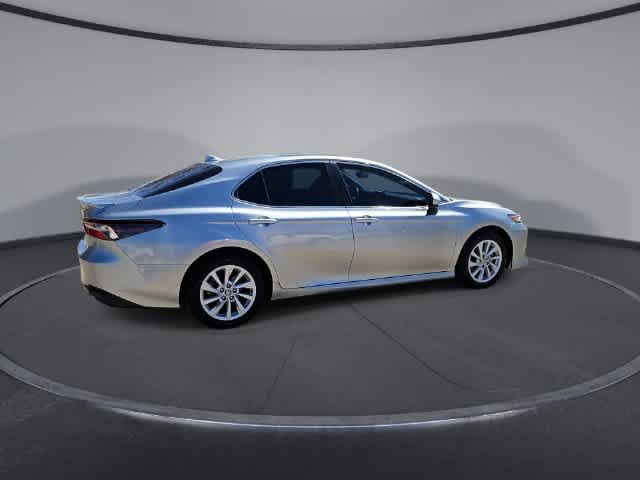 Used 2023 Toyota Camry LE FWD image 8