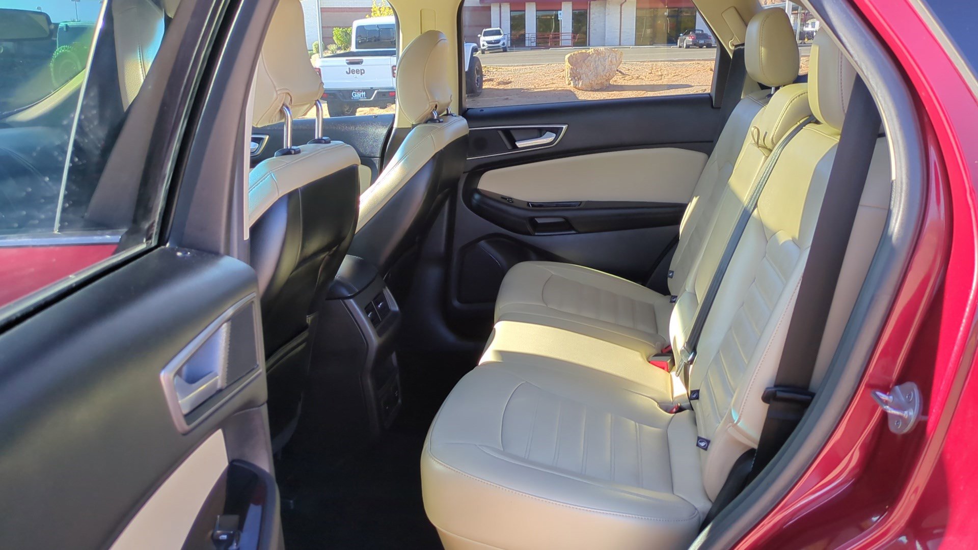 Used 2015 Ford Edge SEL w/ Equipment Group 201A image 26