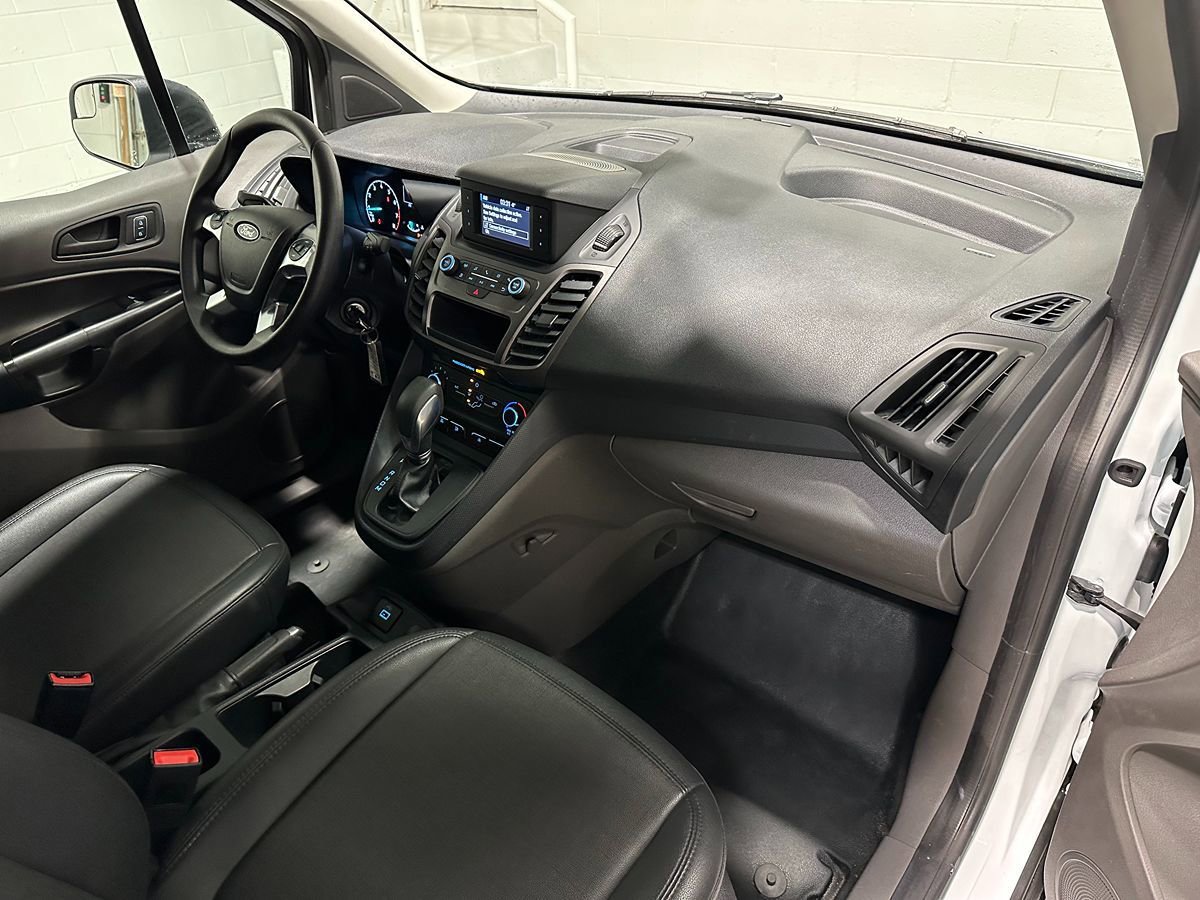 Used 2022 Ford Transit Connect XL FWD image 13