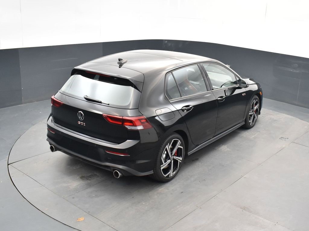 Used 2025 Volkswagen GTI SE image 32