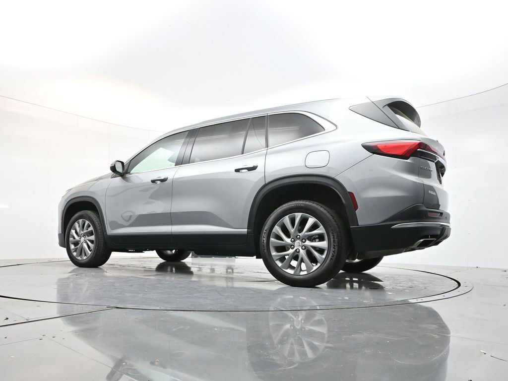 Used 2025 Buick Enclave Preferred image 35