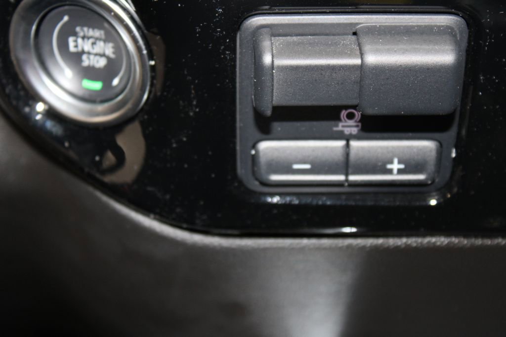 Used 2024 Chevrolet Silverado 1500 High Country w/ High Country Premium Package image 46