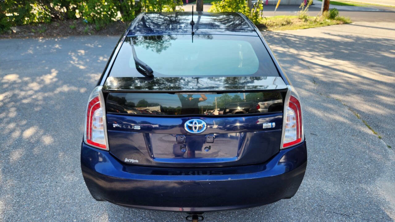 Used 2012 Toyota Prius Two image 12