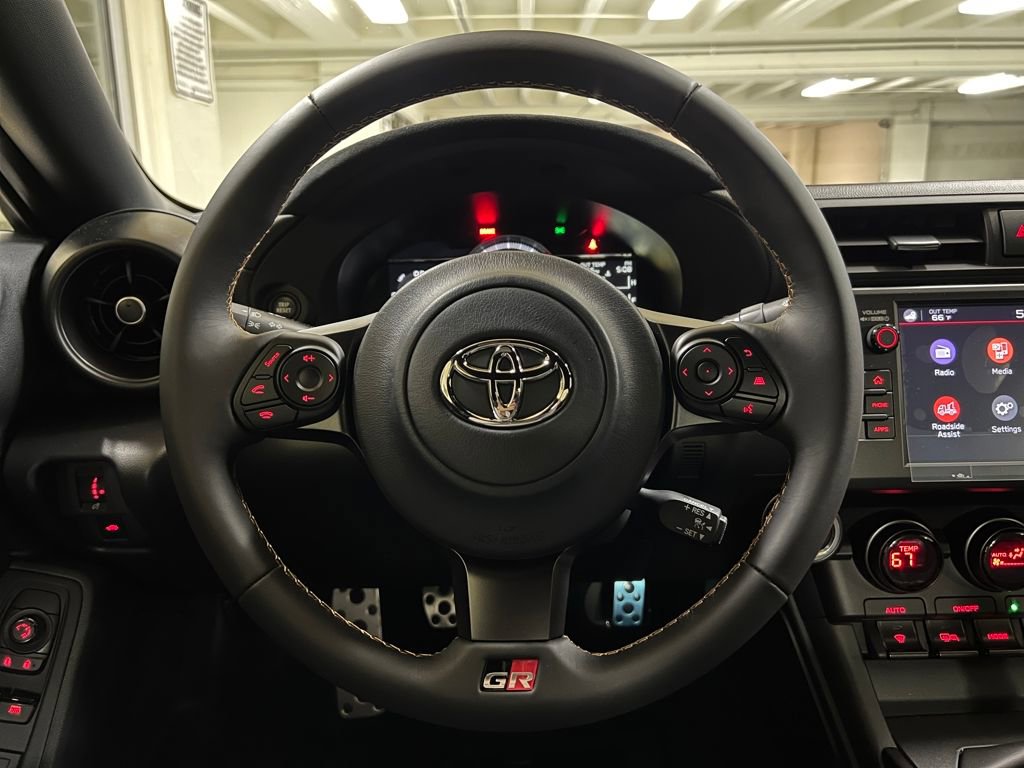 New 2026 Toyota GR86 YUZU Limited image 38