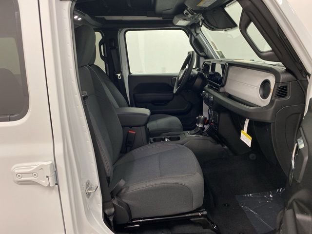 New 2026 Jeep Wrangler Sahara image 22