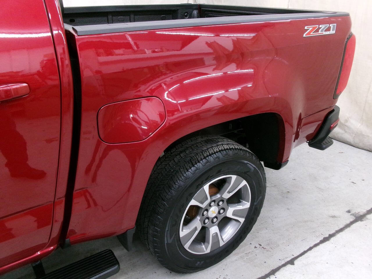 Used 2020 Chevrolet Colorado Z71 AWD/4WD image 10