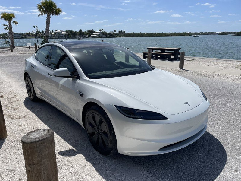 Used 2024 Tesla Model 3 image 27