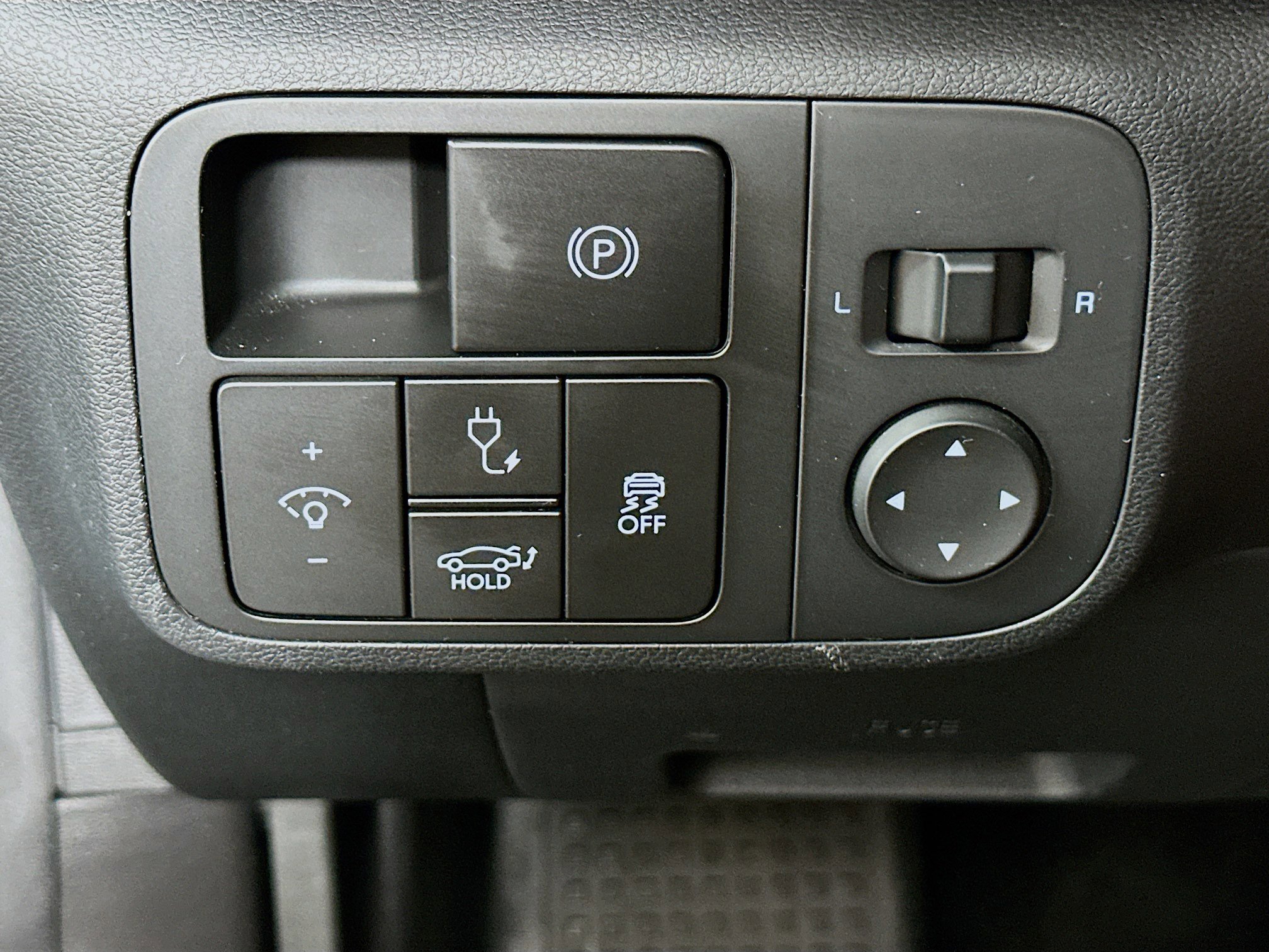 Used 2024 Hyundai Ioniq 6 SEL RWD image 16