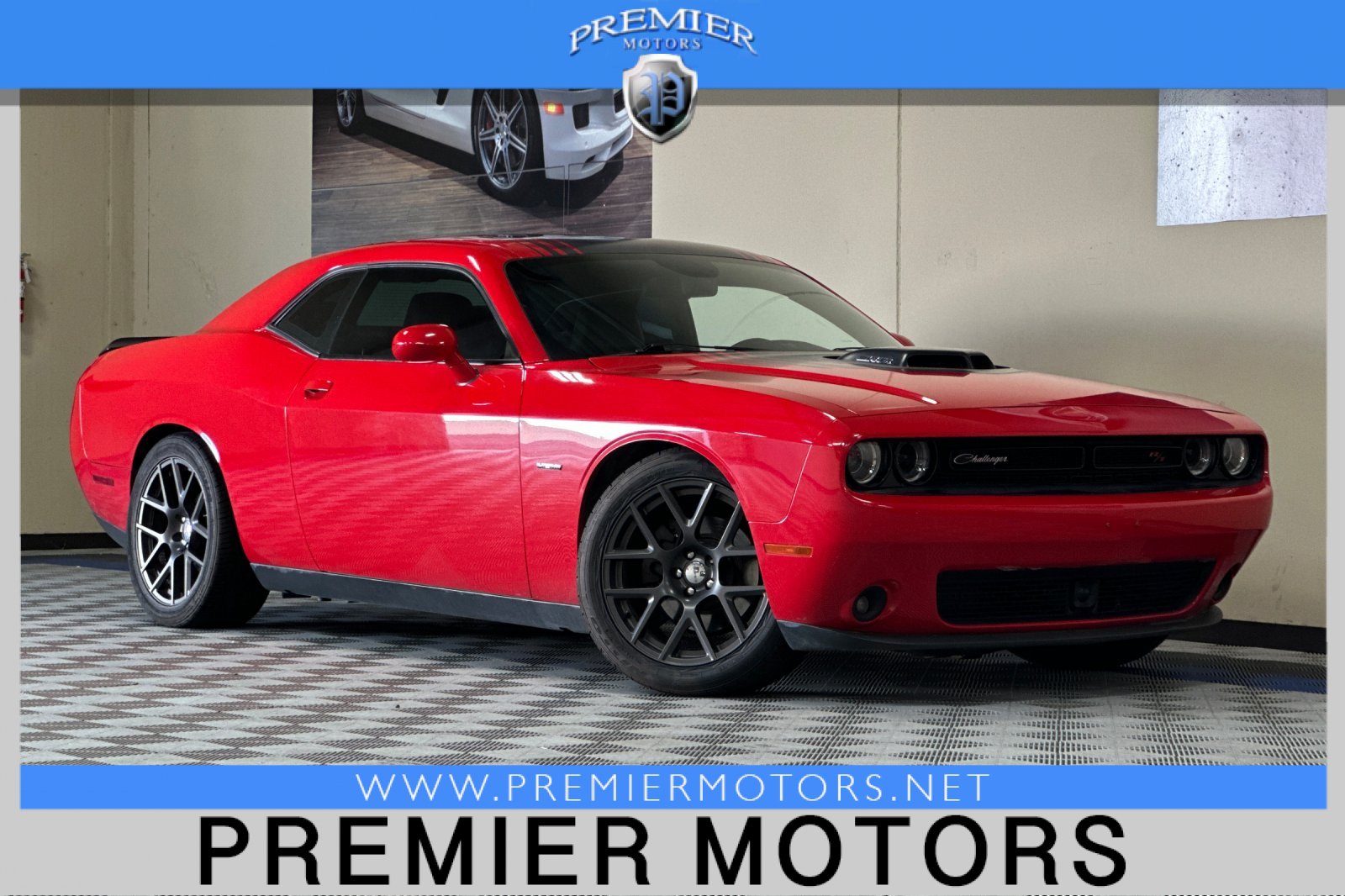 Used 2016 Dodge Challenger R/T Plus RWD image 1