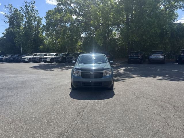 Used 2023 Ford Maverick Lariat w/ Lariat Luxury Package FWD image 2