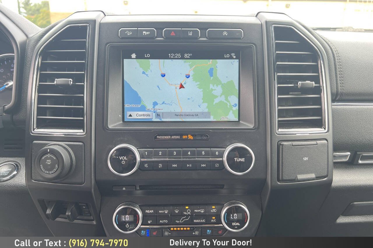 Used 2018 Ford Expedition Limited w/ Equipment Group 301A AWD/4WD image 18