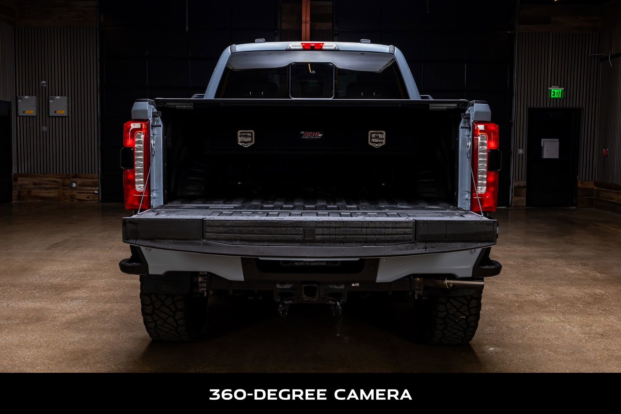 Used 2024 Ford F350 Lariat w/ Sport Appearance Package image 9