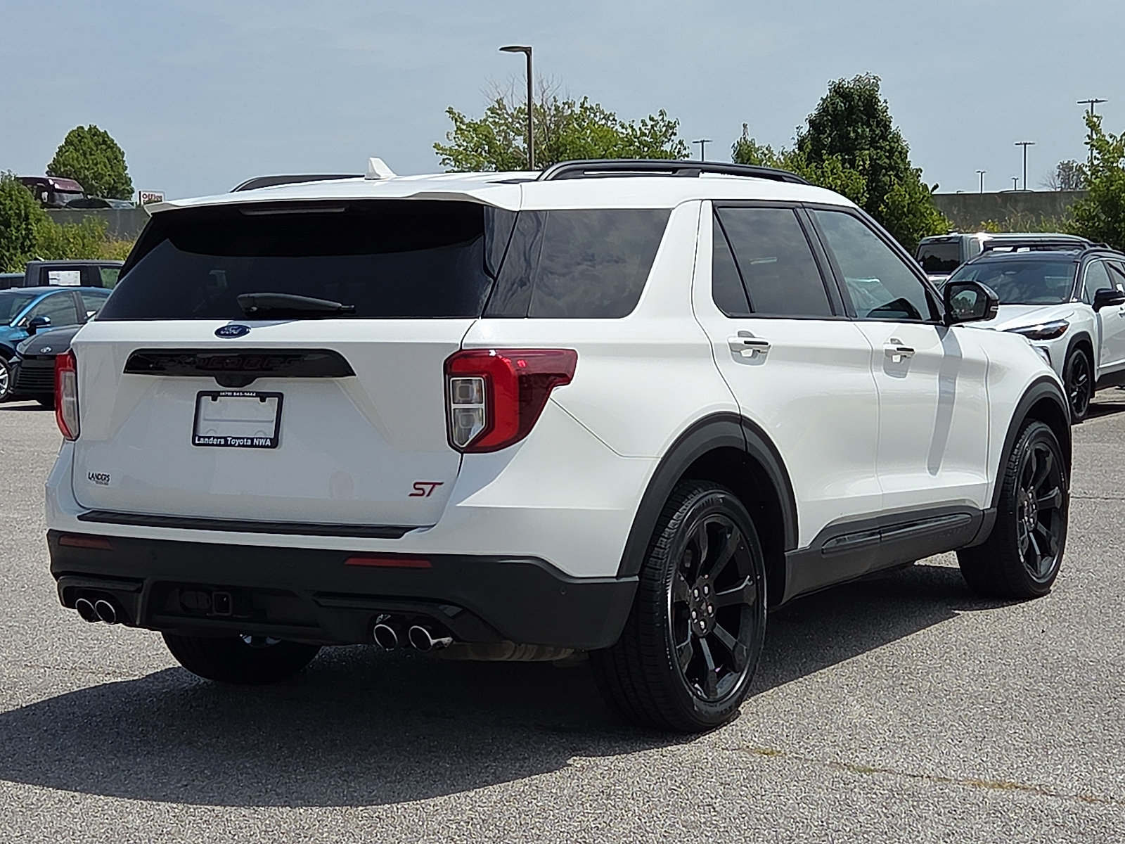Used 2022 Ford Explorer ST w/ Equipment Group 401A AWD/4WD image 5