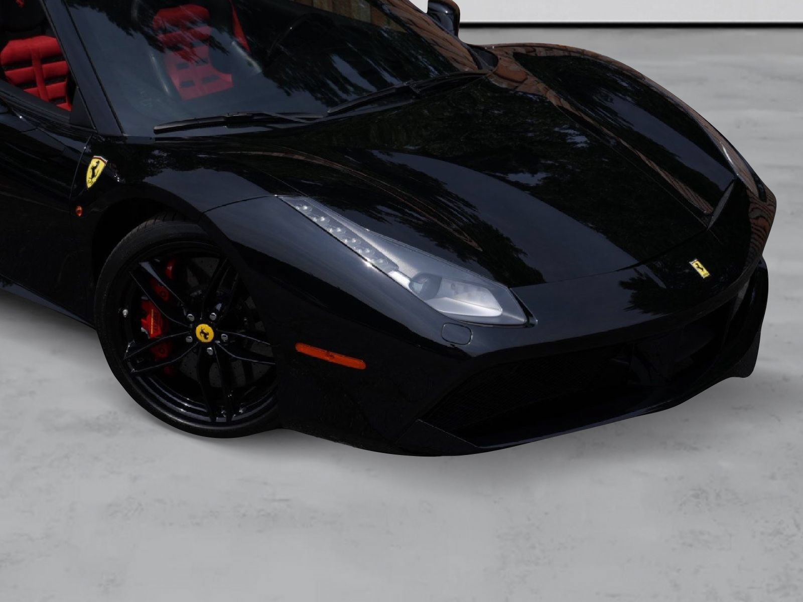 Used 2019 Ferrari 488 Spider RWD image 11