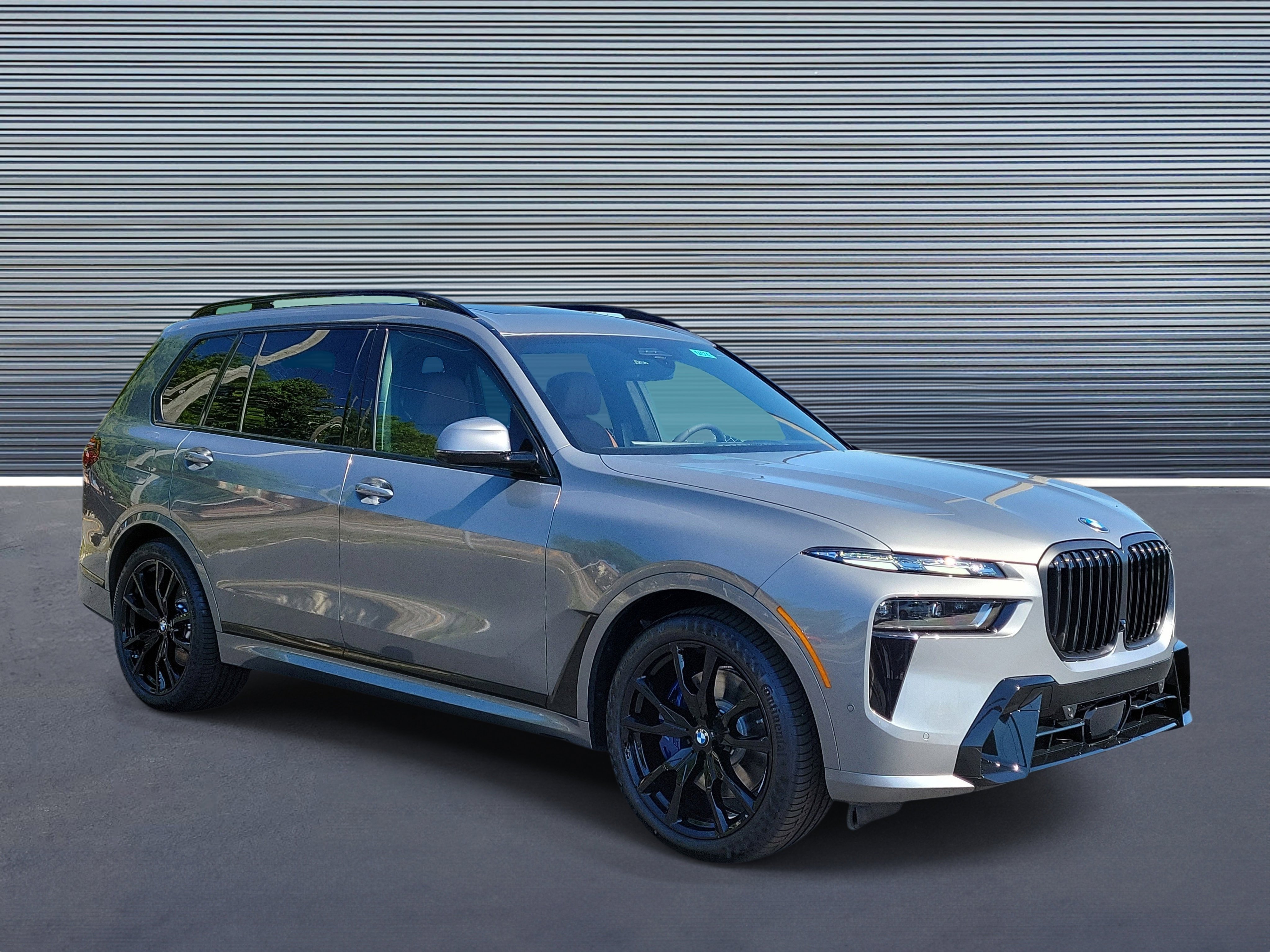 New 2026 BMW X7 xDrive40i w/ Executive Package image 2