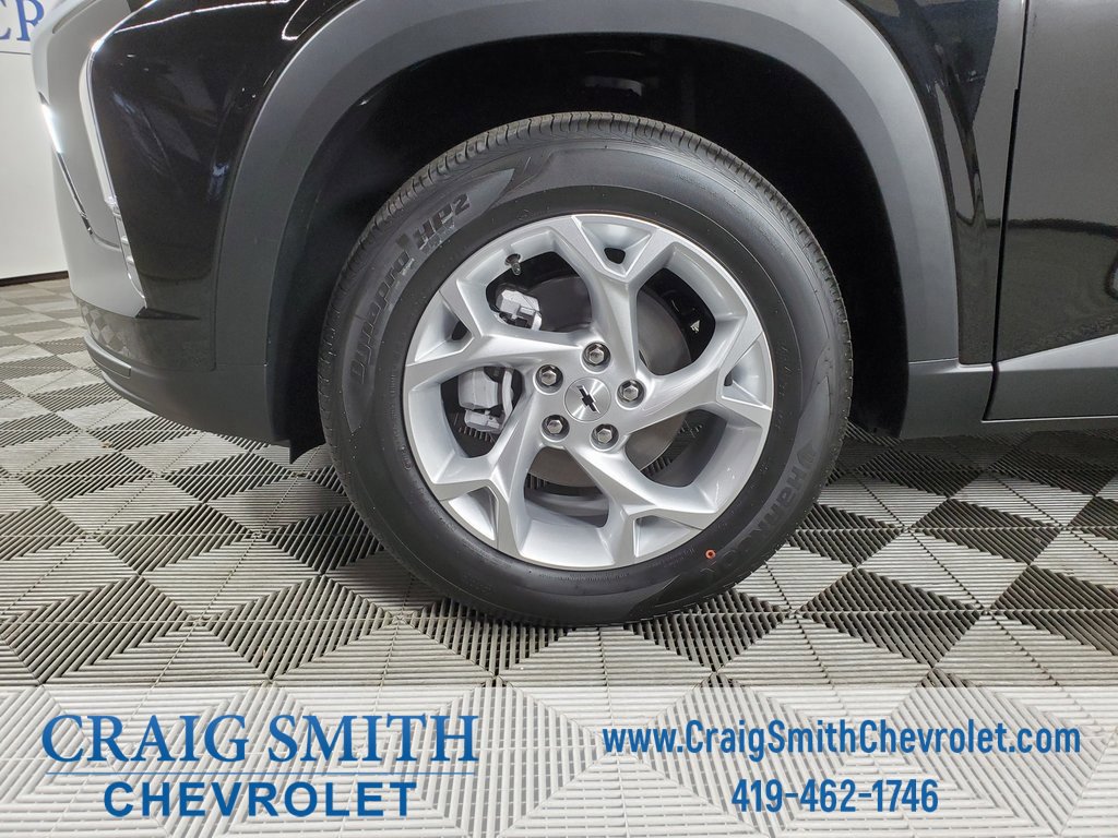 New 2026 Chevrolet Trax LS w/ LS Convenience Package image 25