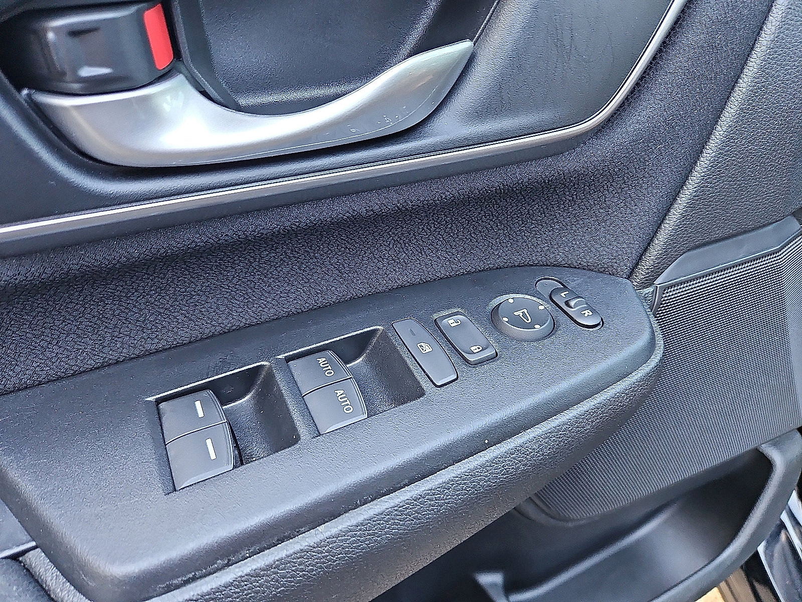 Used 2022 Honda CR-V EX image 13