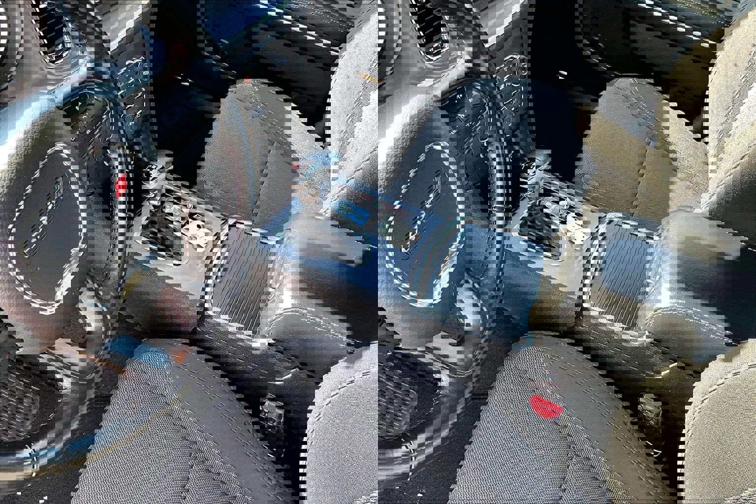 Used 2019 Dodge Charger SXT image 14