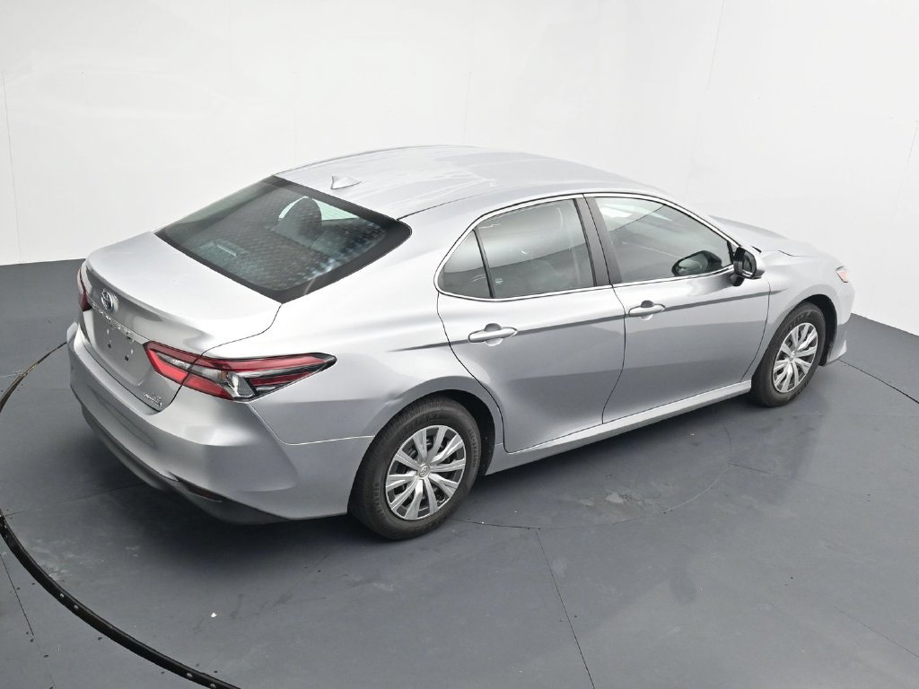 Used 2022 Toyota Camry LE FWD image 16
