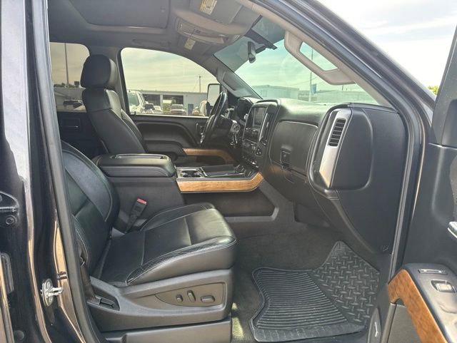 Used 2015 Chevrolet Silverado 1500 LTZ w/ LTZ Plus Package AWD/4WD image 23