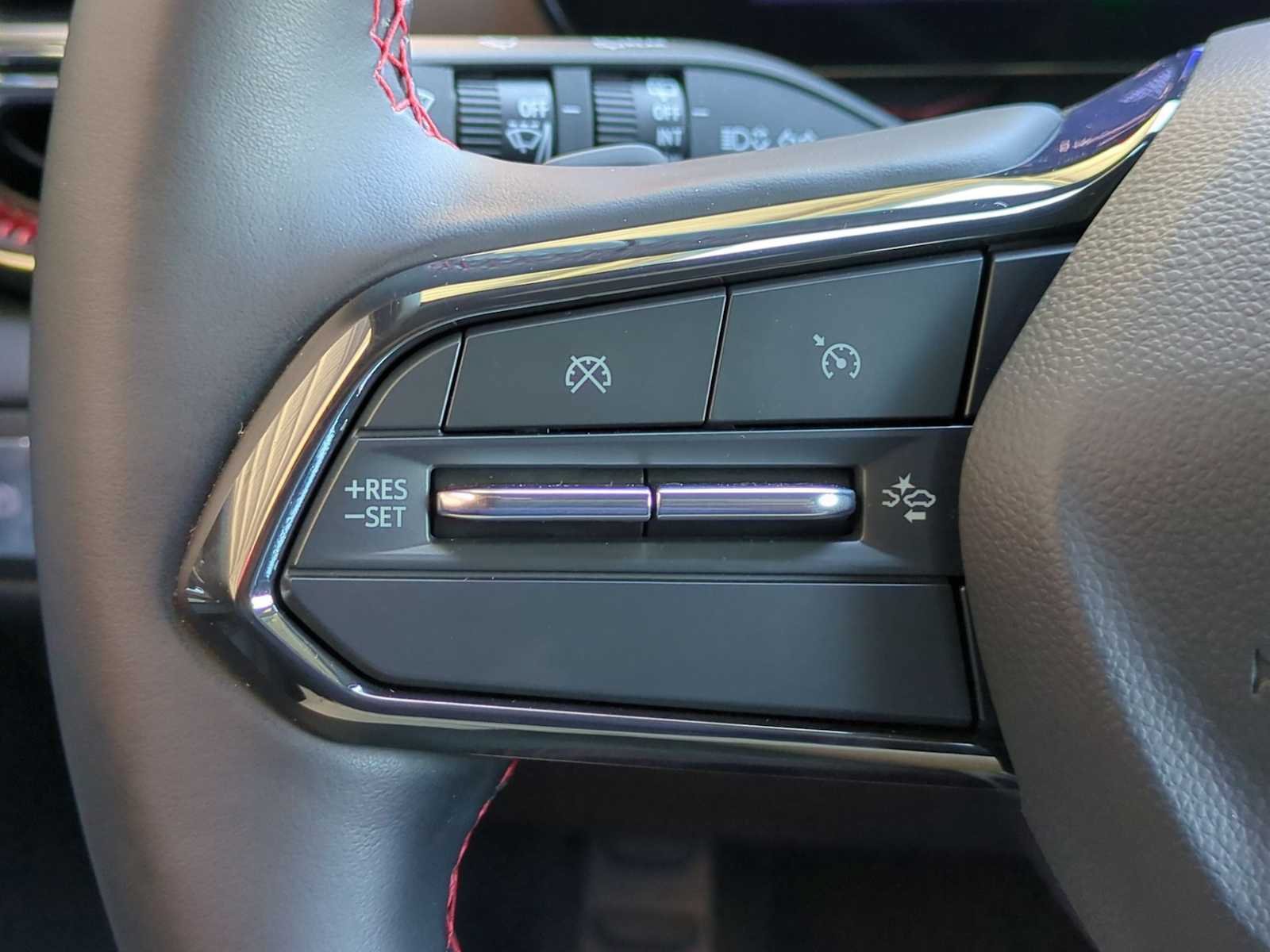 Used 2024 Chevrolet Blazer EV RS RWD image 15
