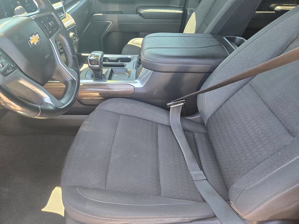 Used 2024 Chevrolet Silverado 1500 LT RWD image 11