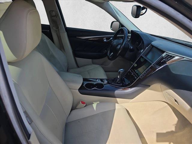 Used 2016 INFINITI Q50 3.0t Premium w/ Driver Assistance Package RWD image 21