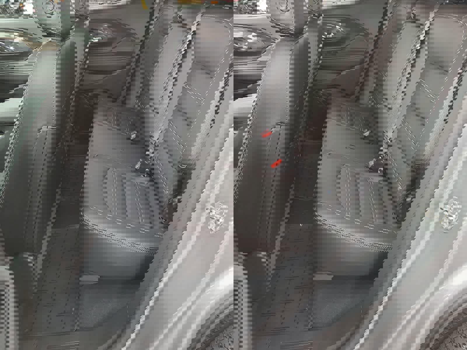 Used 2023 GMC Terrain Denali w/ Denali Premium Package image 21