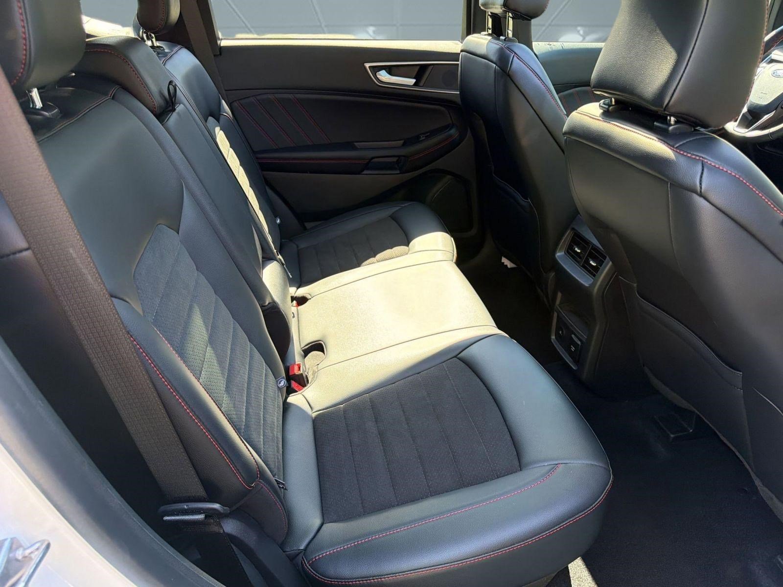 Used 2022 Ford Edge ST-Line AWD/4WD image 29