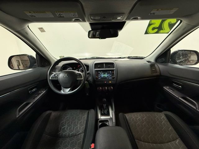 Used 2025 Mitsubishi Outlander Sport ES image 14