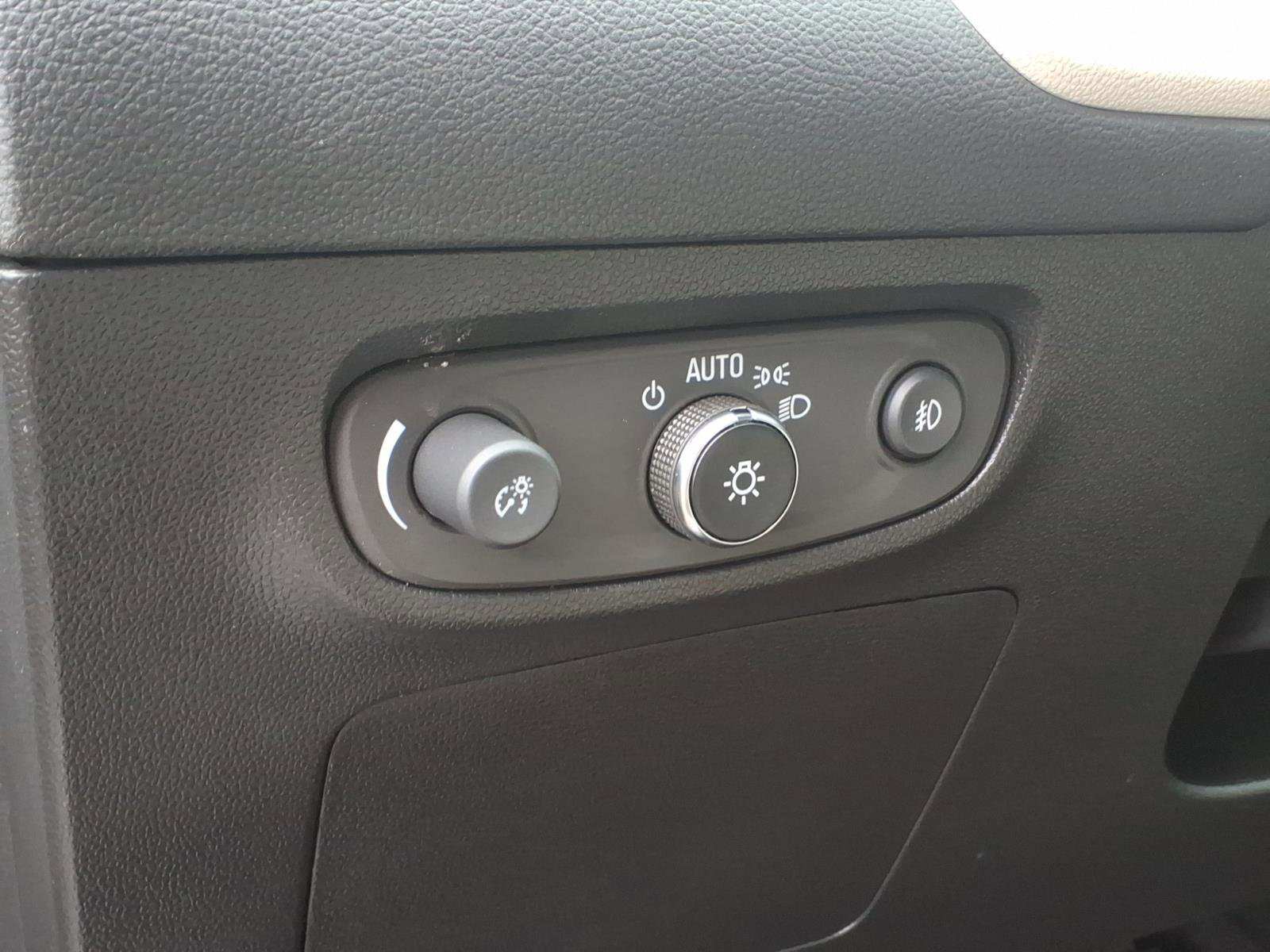 Certified 2023 Buick Encore GX Essence w/ Experience Buick Package image 23