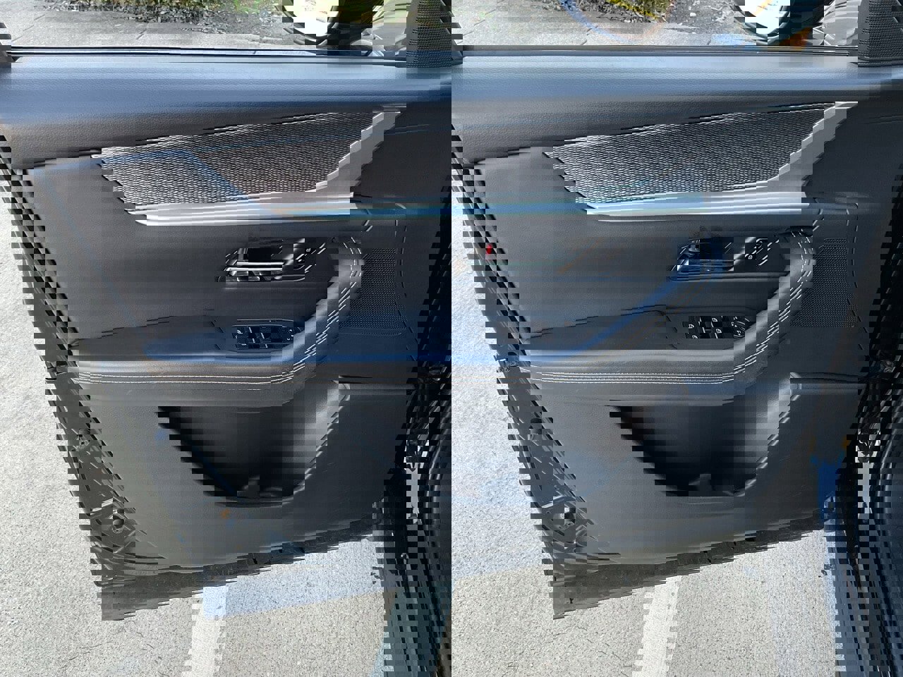 Used 2025 MAZDA CX-70 3.3 Turbo w/ Preferred Package image 13