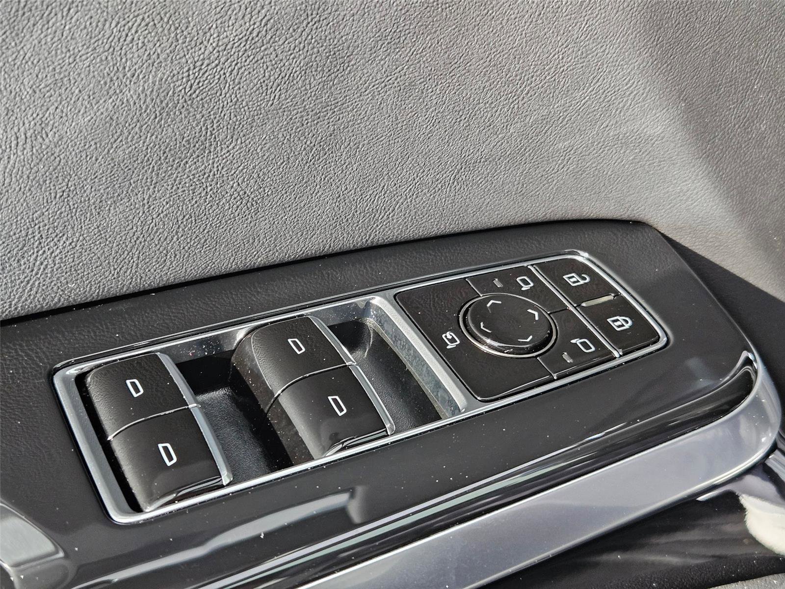 New 2026 Cadillac Escalade Sport w/ LPO, ONYX Package image 26