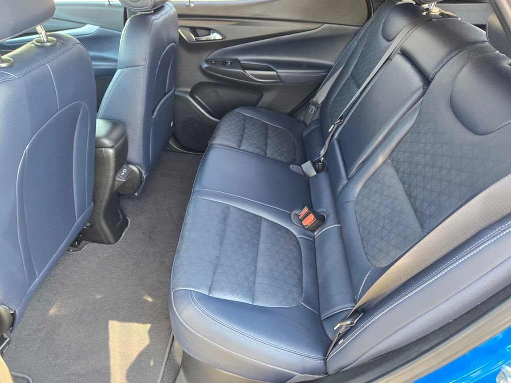 Certified 2022 Chevrolet Bolt EUV Premier w/ Sun & Sound Package FWD image 10