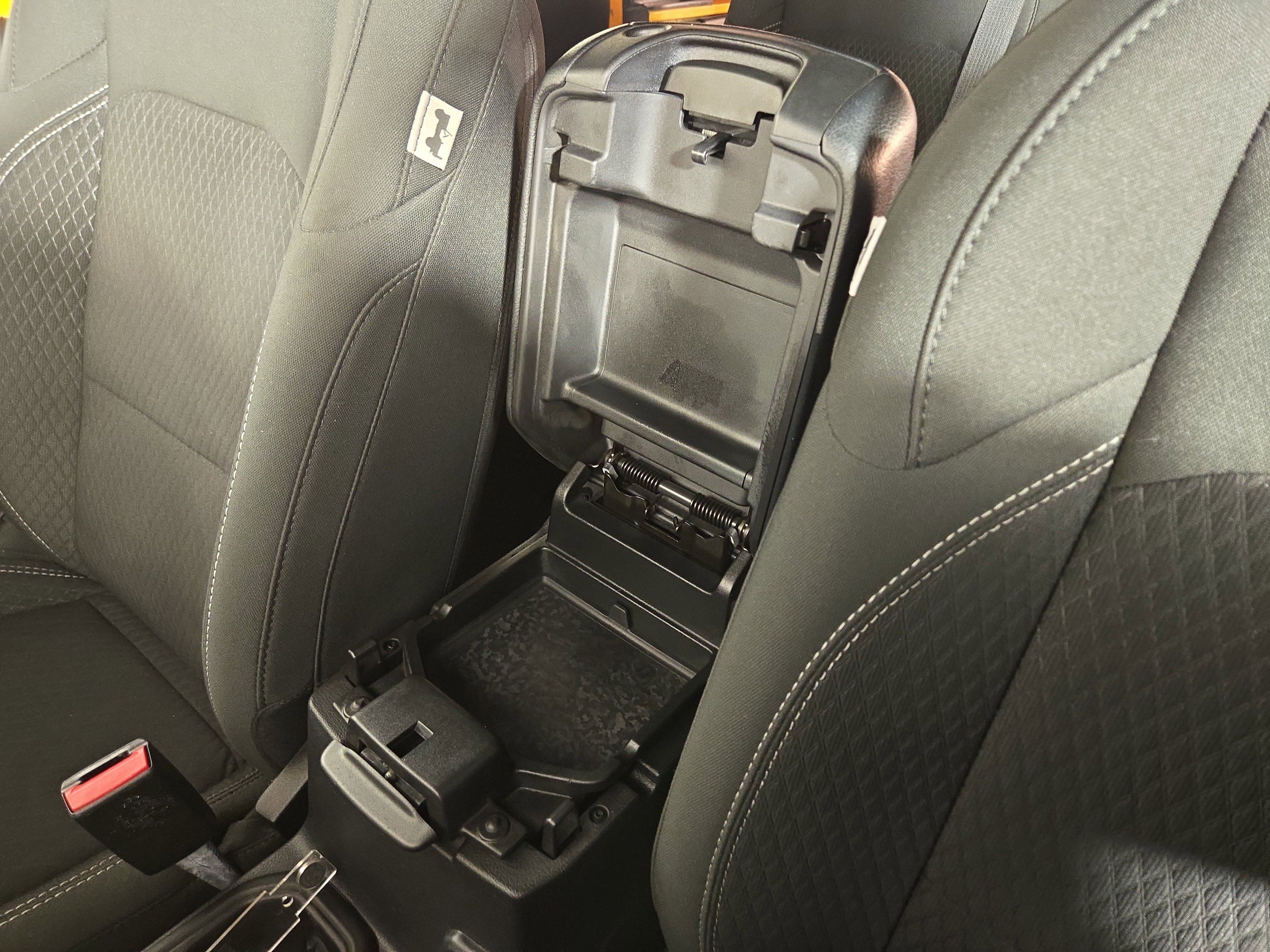 Used 2021 Jeep Wrangler Unlimited Sport image 28