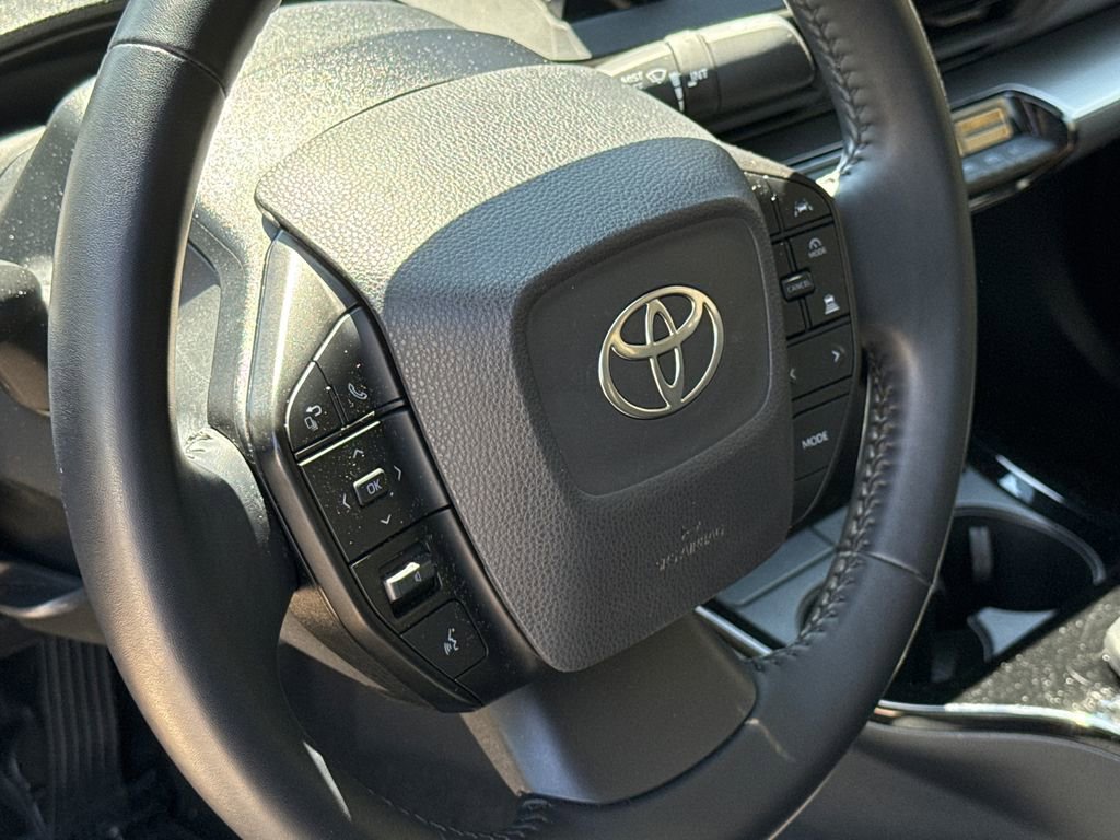 Used 2024 Toyota Prius LE image 25