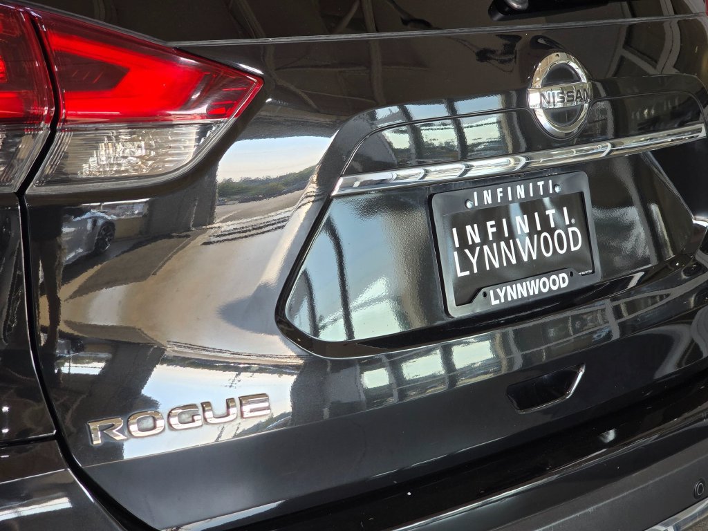 Used 2019 Nissan Rogue SL AWD/4WD image 29