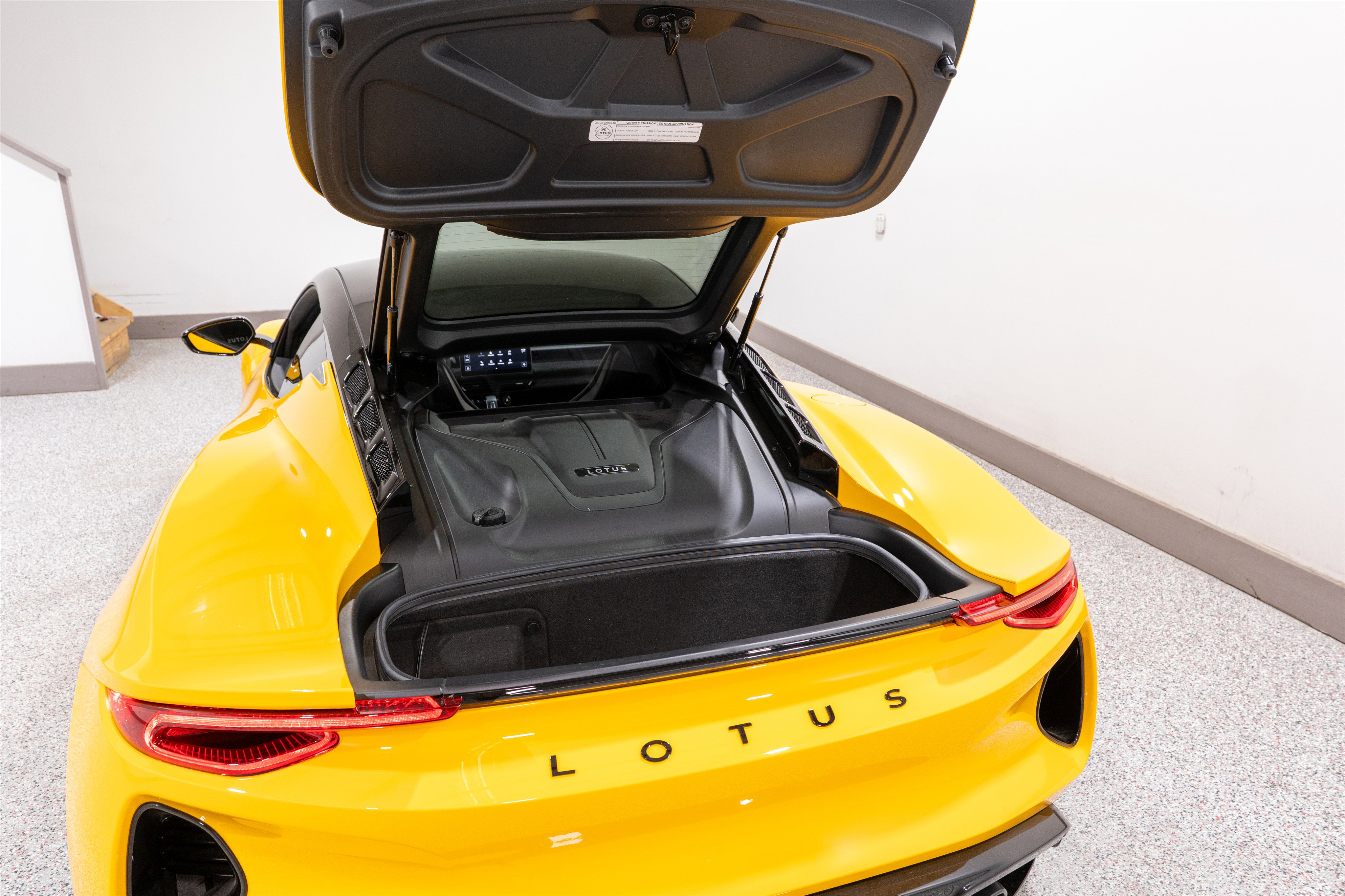 Used 2024 Lotus Emira First Edition image 32