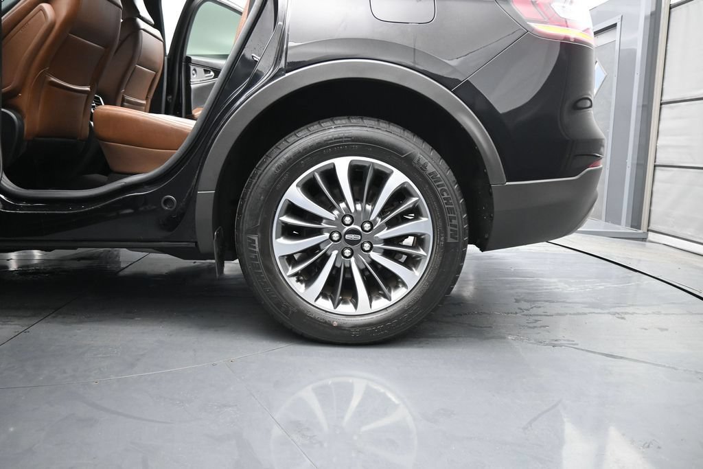 Used 2021 Lincoln Nautilus Reserve w/ Cargo Utility Package FWD image 18