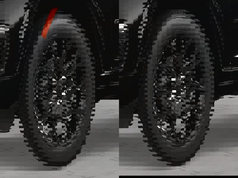 New 2025 Jeep Grand Cherokee Summit image 9