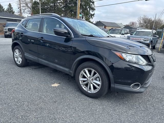 Used 2018 Nissan Rogue Sport SV w/ SV All-Weather Package image 7