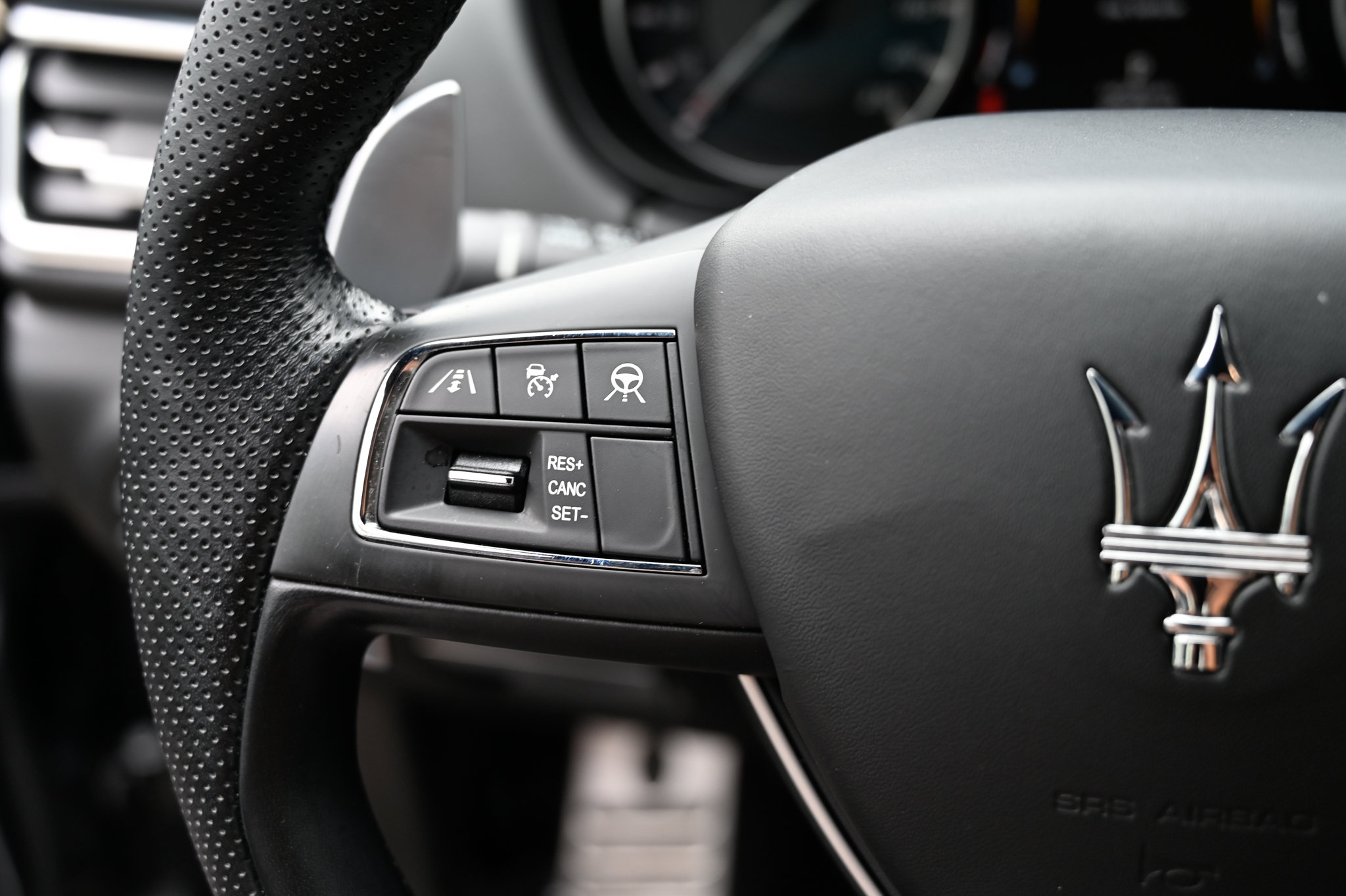Used 2021 Maserati Ghibli Trofeo RWD image 25