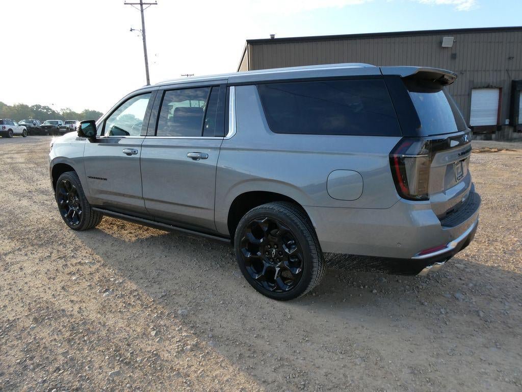 New 2026 Chevrolet Suburban High Country AWD/4WD image 6