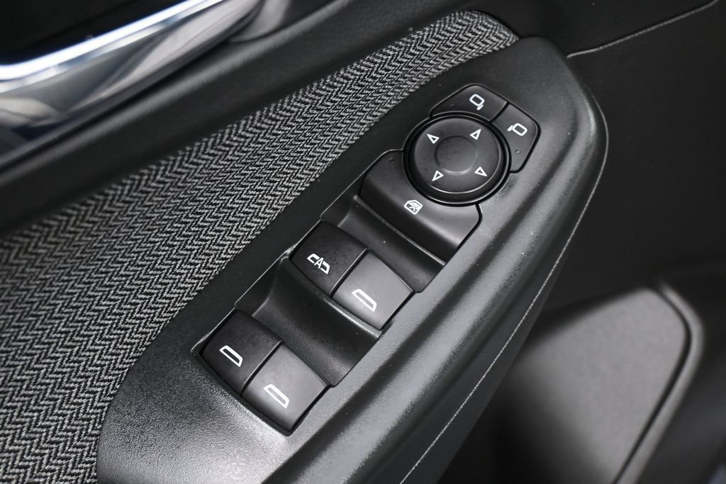 Used 2021 Chevrolet TrailBlazer LT w/ Convenience Package FWD image 14