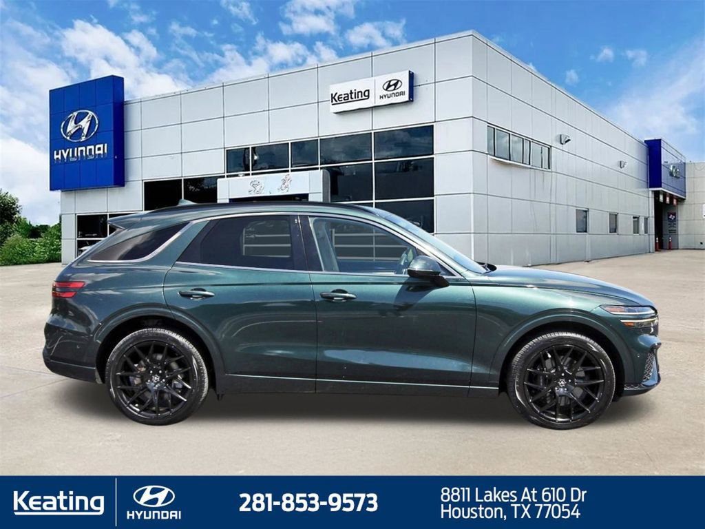 Used 2022 Genesis GV70 3.5T Sport w/ Sport Advanced Package AWD/4WD image 4