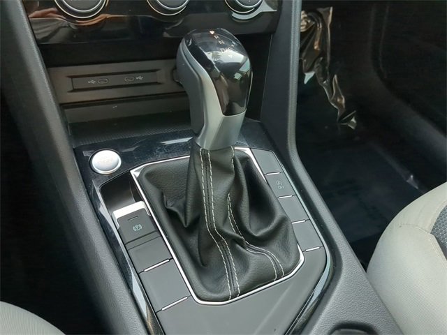 Certified 2025 Volkswagen Taos S image 22