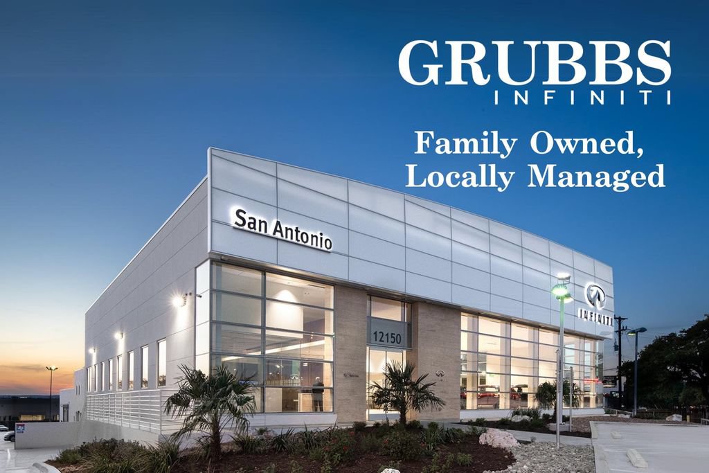 Used 2027 INFINITI QX60 Luxe w/ Cargo Package FWD image 18