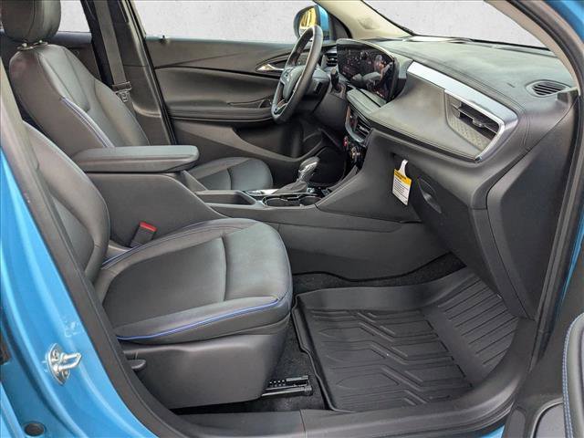 Used 2025 Buick Encore GX Sport Touring image 19