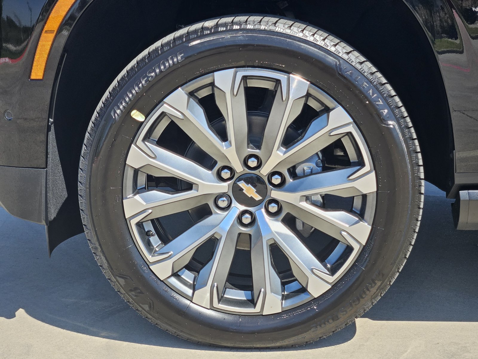 New 2026 Chevrolet Tahoe High Country AWD/4WD image 12